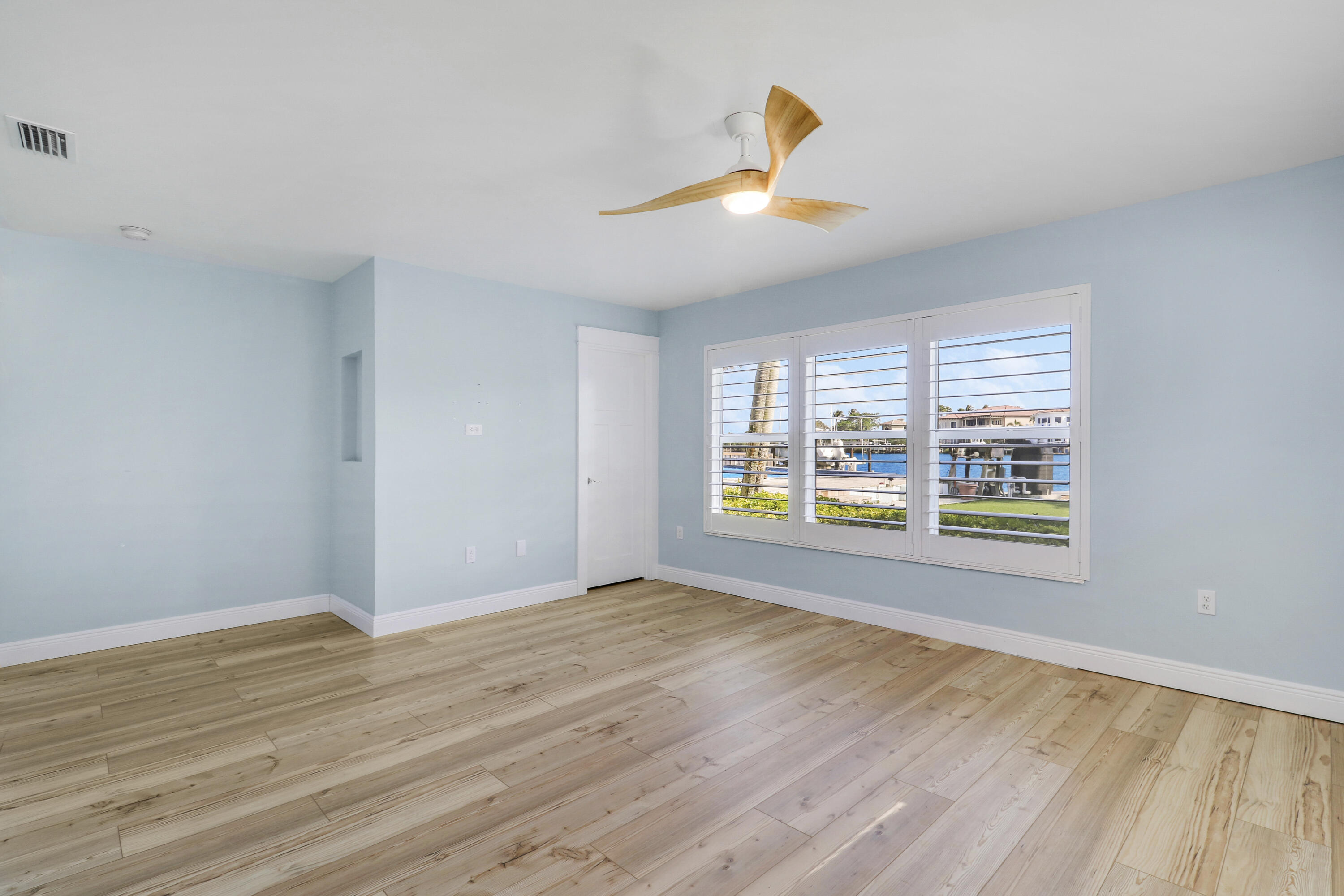 COVE POINT - Residential