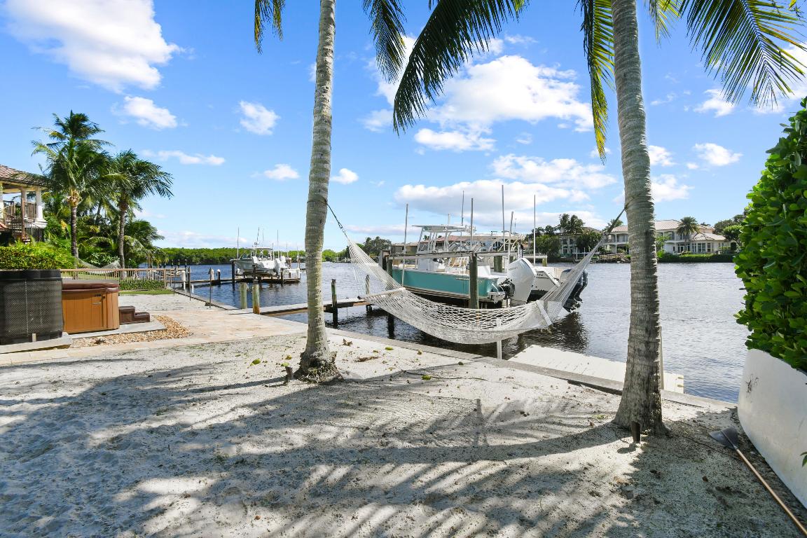 COVE POINT - Residential