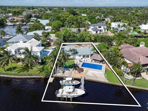 Photo of 9195 SE Cove Point Street, Jupiter, FL 33469 (MLS # R11151489)