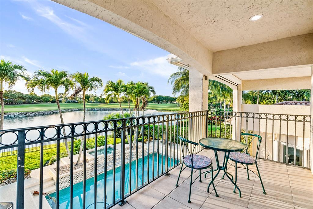 ADMIRALS COVE - Residential