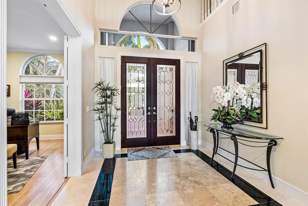 ADMIRALS COVE - Residential