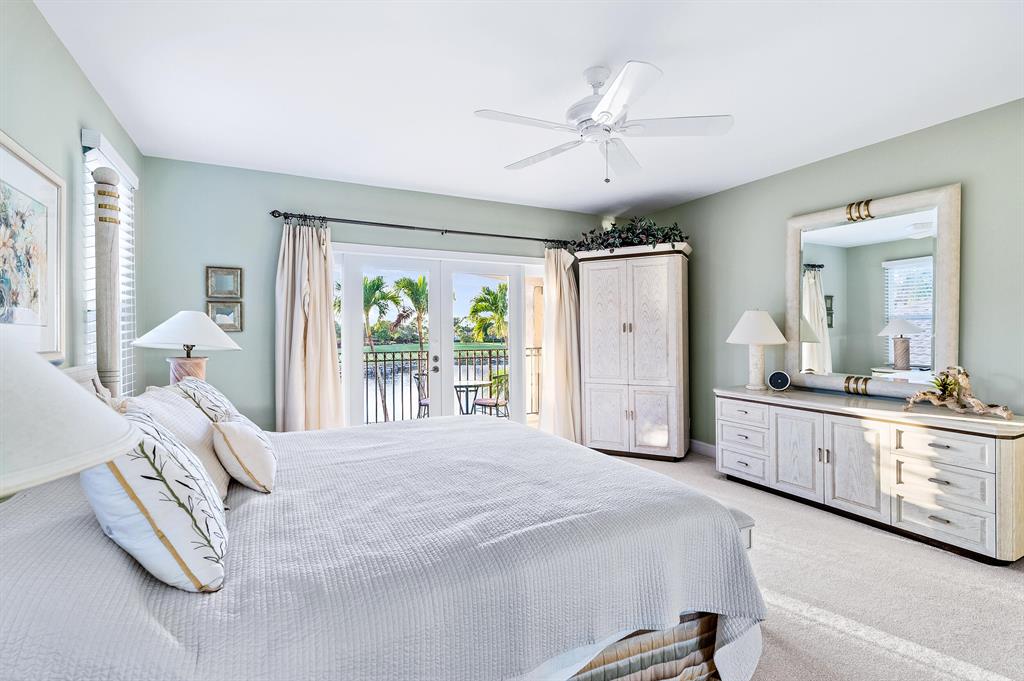 ADMIRALS COVE - Residential