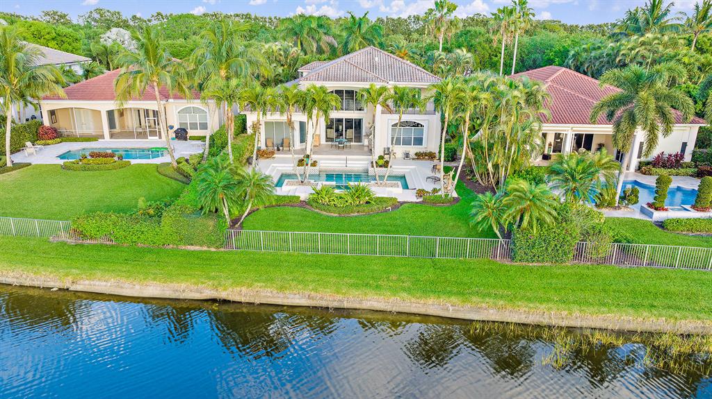 ADMIRALS COVE - Residential