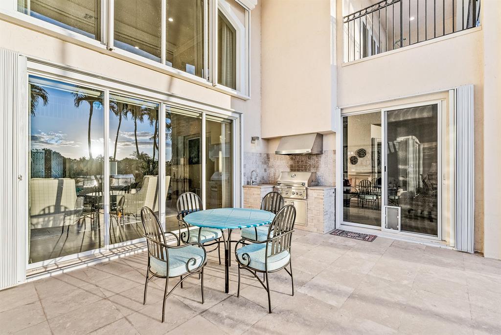 ADMIRALS COVE - Residential