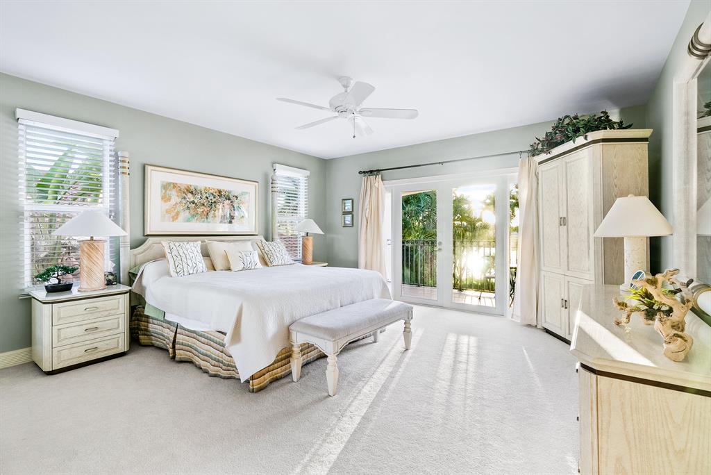 ADMIRALS COVE - Residential