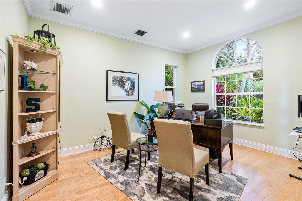 ADMIRALS COVE - Residential