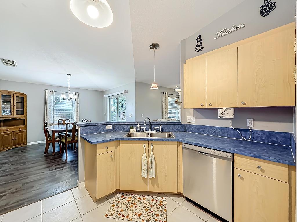 PORT ST LUCIE SECTION 13 - Residential