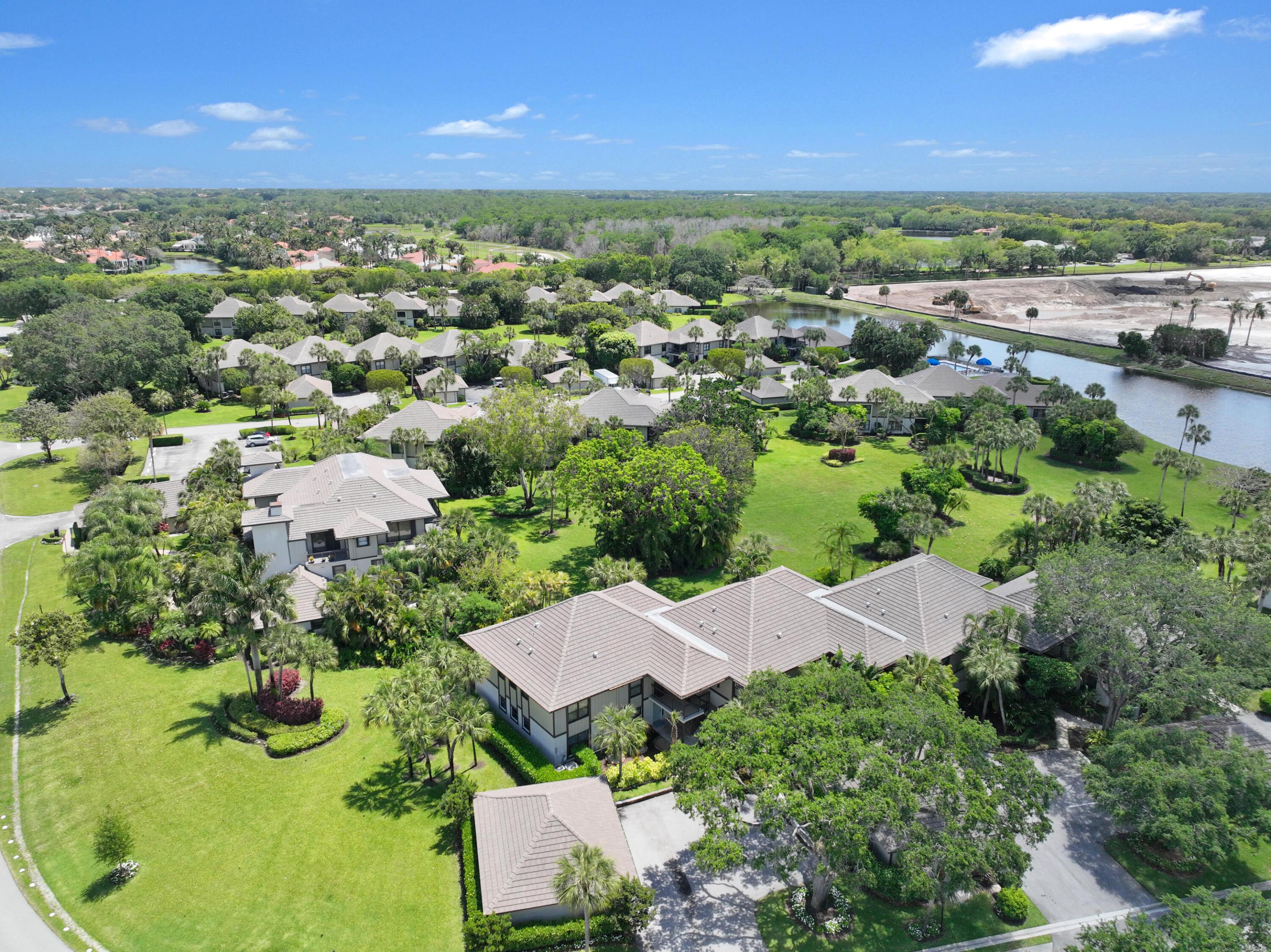 COWDRAY PARK CONDO - Residential