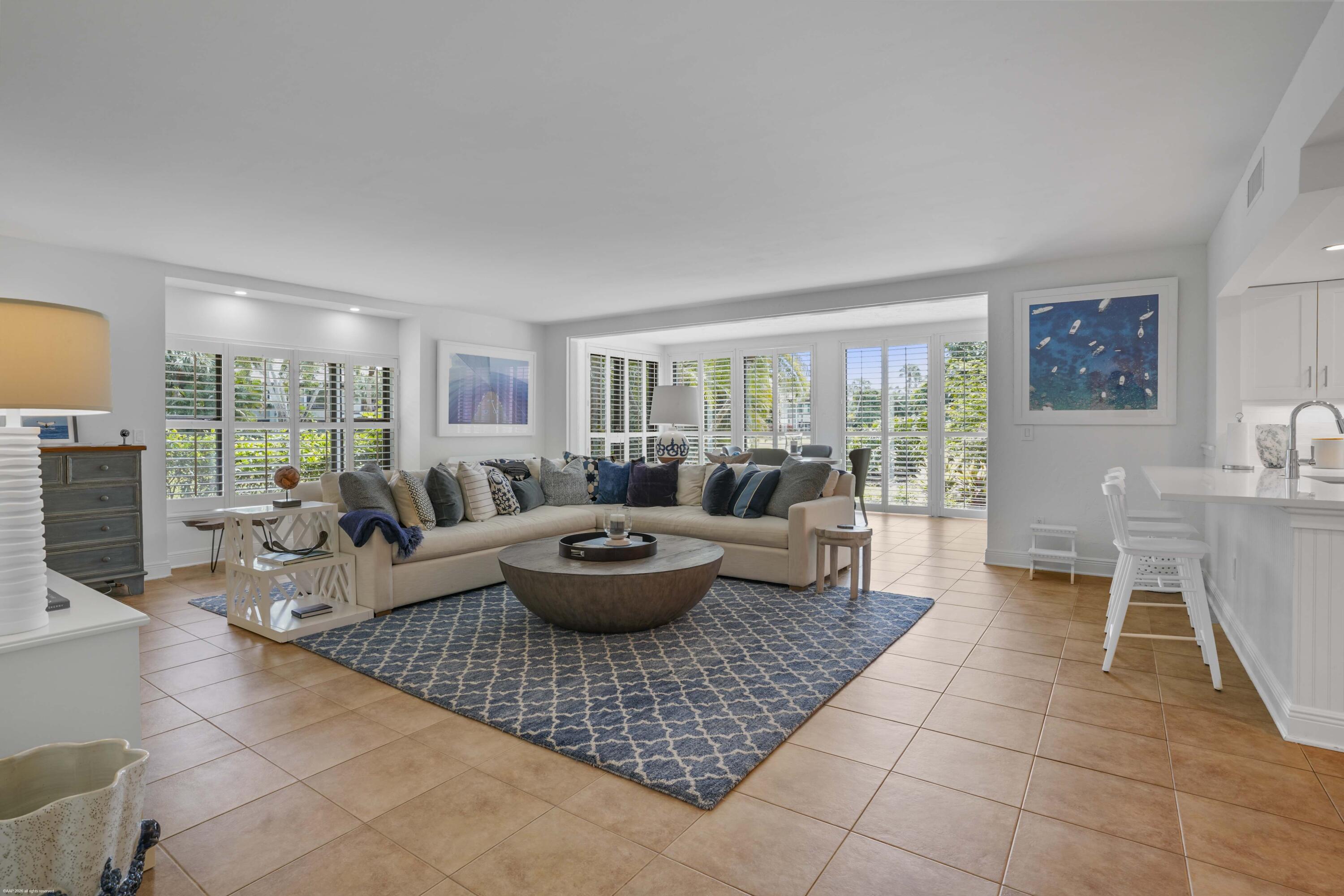 COWDRAY PARK CONDO - Residential