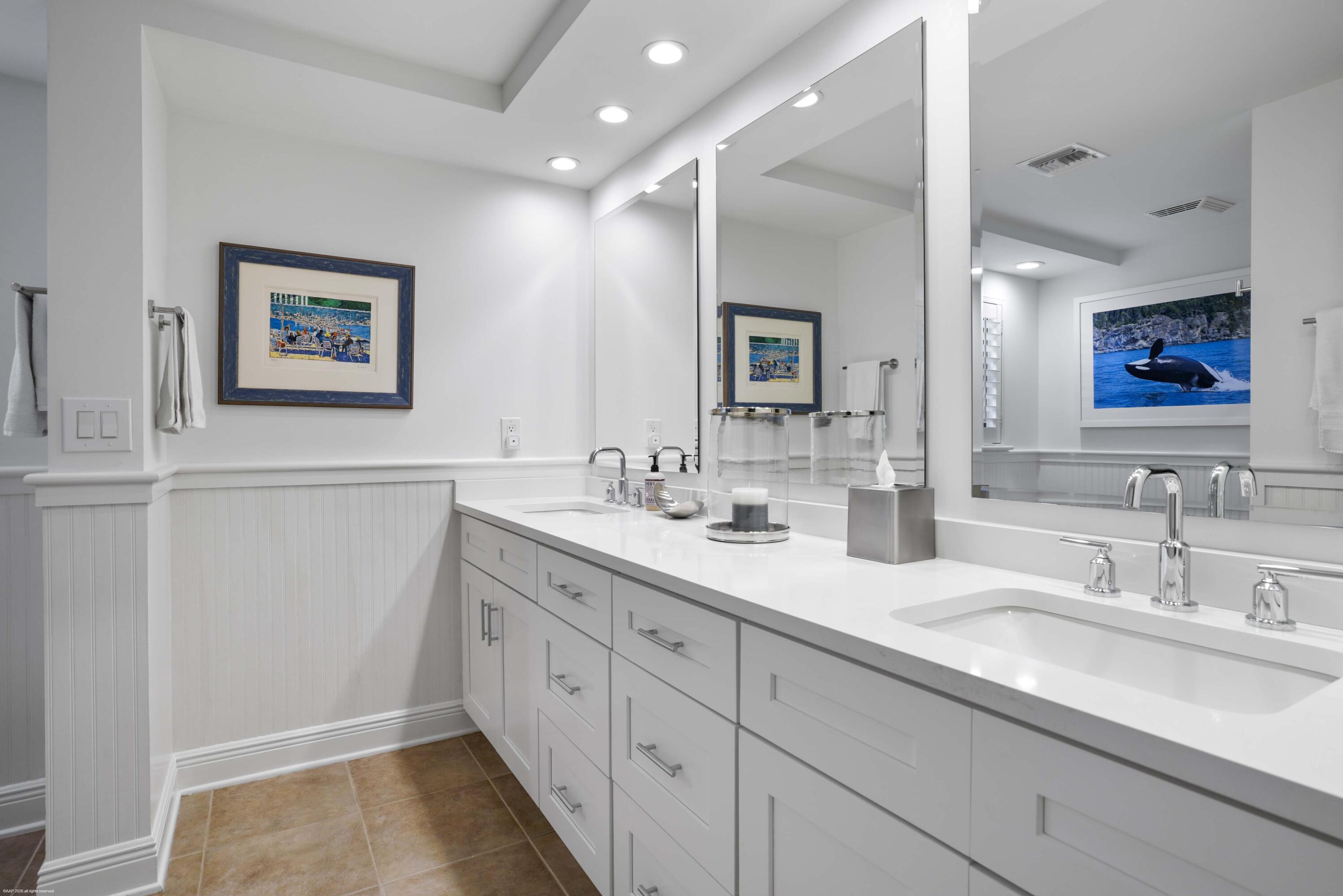 COWDRAY PARK CONDO - Residential