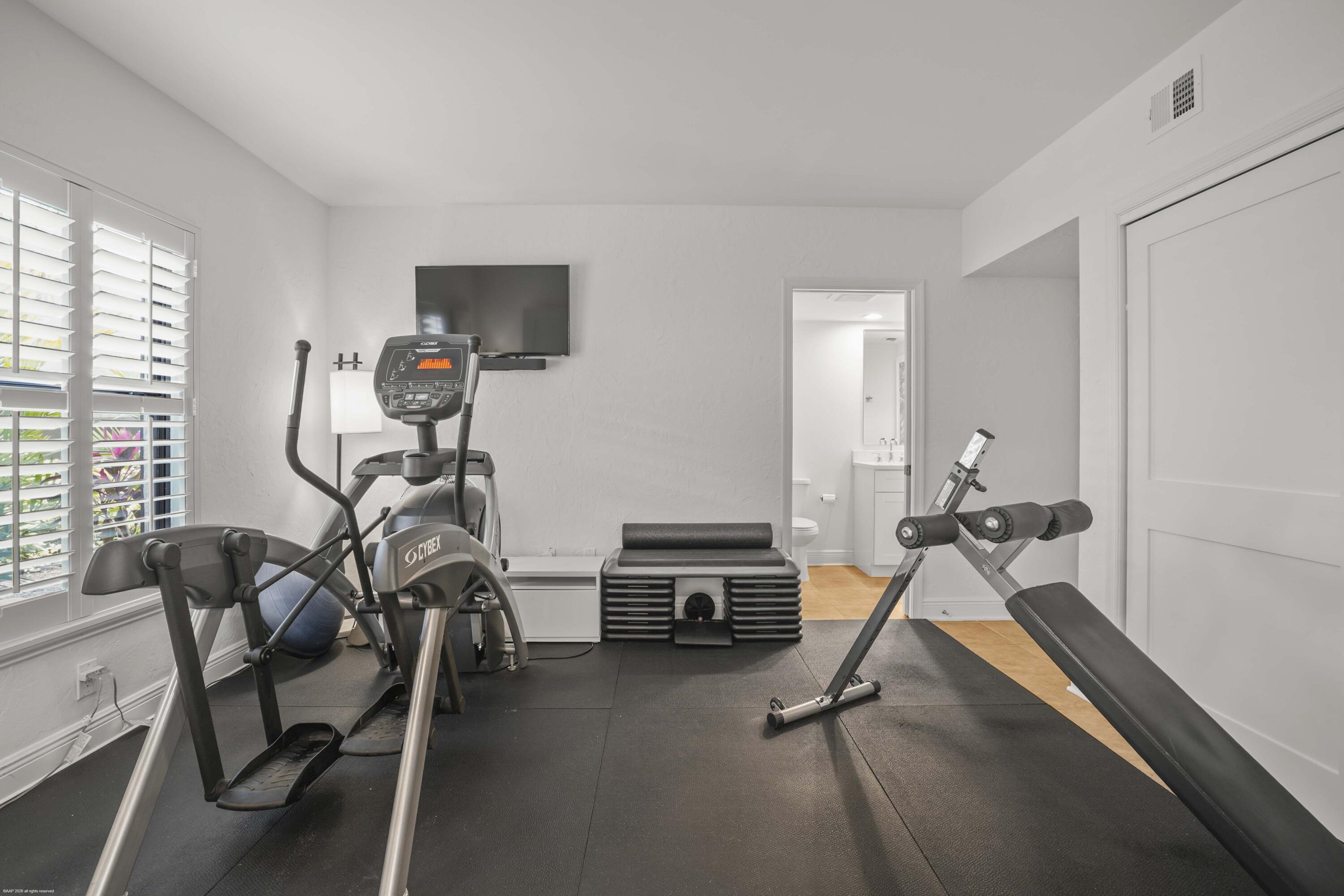 COWDRAY PARK CONDO - Residential