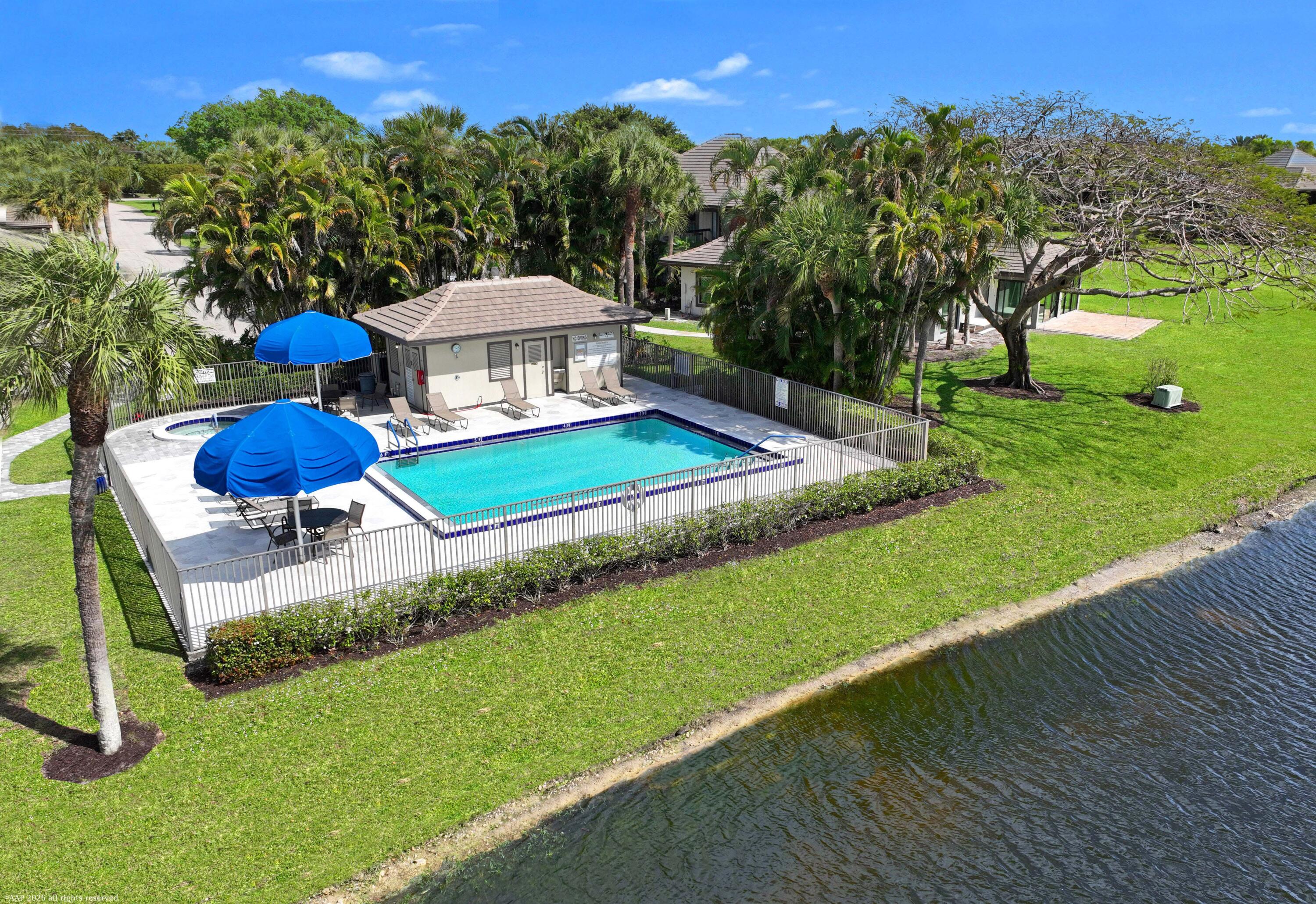 COWDRAY PARK CONDO - Residential