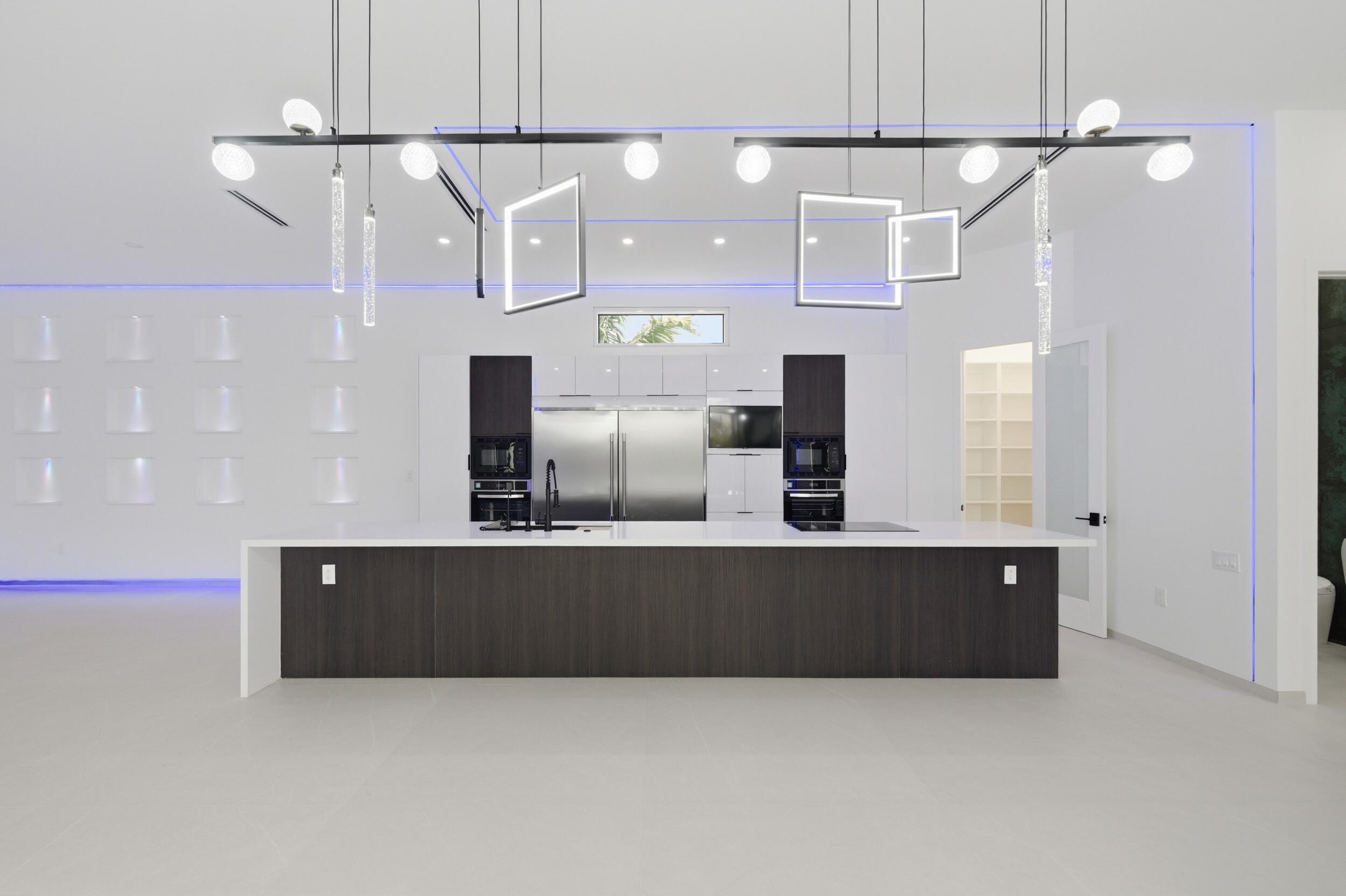 PLACIDO PLACE - Residential