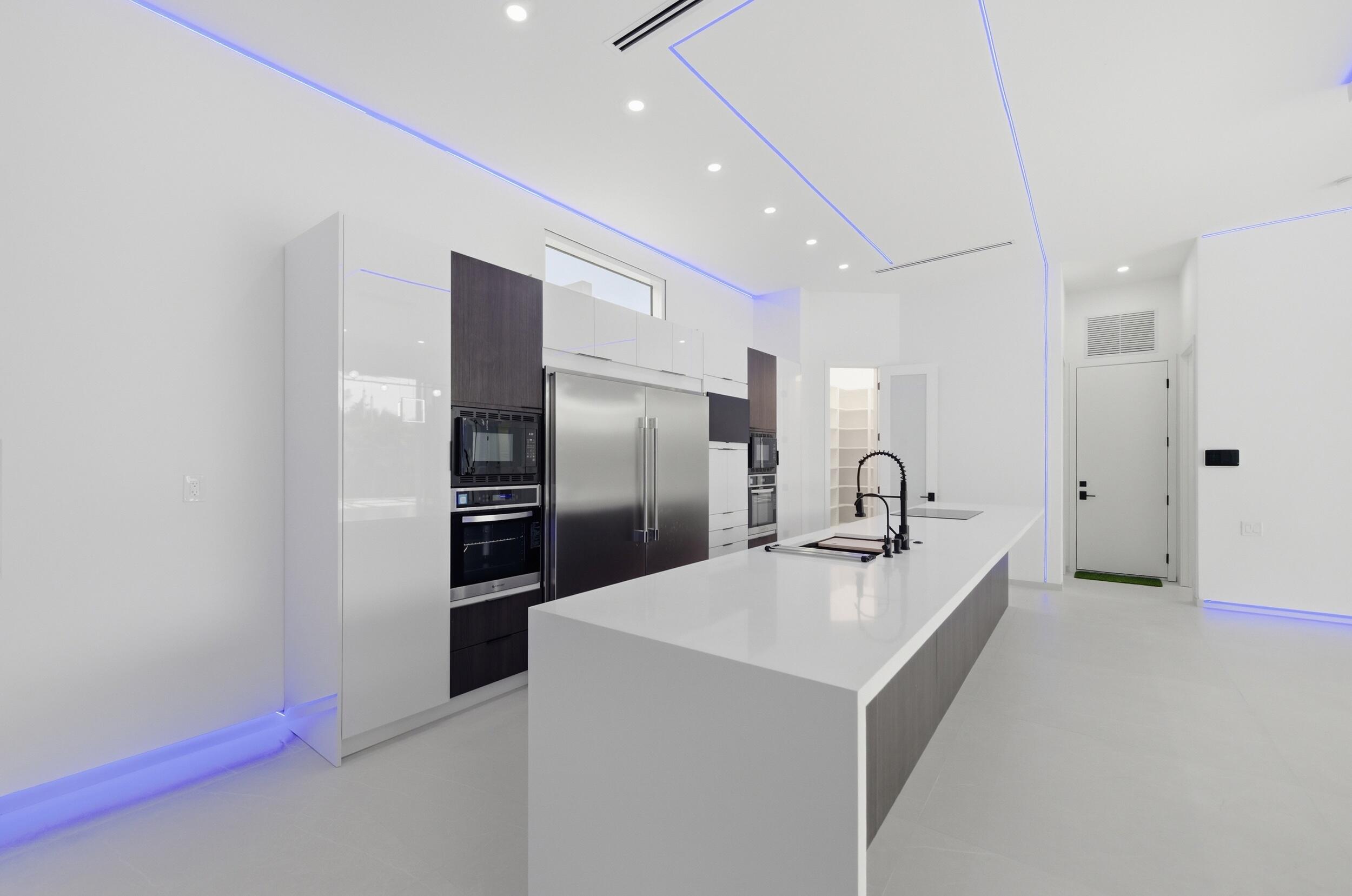 PLACIDO PLACE - Residential