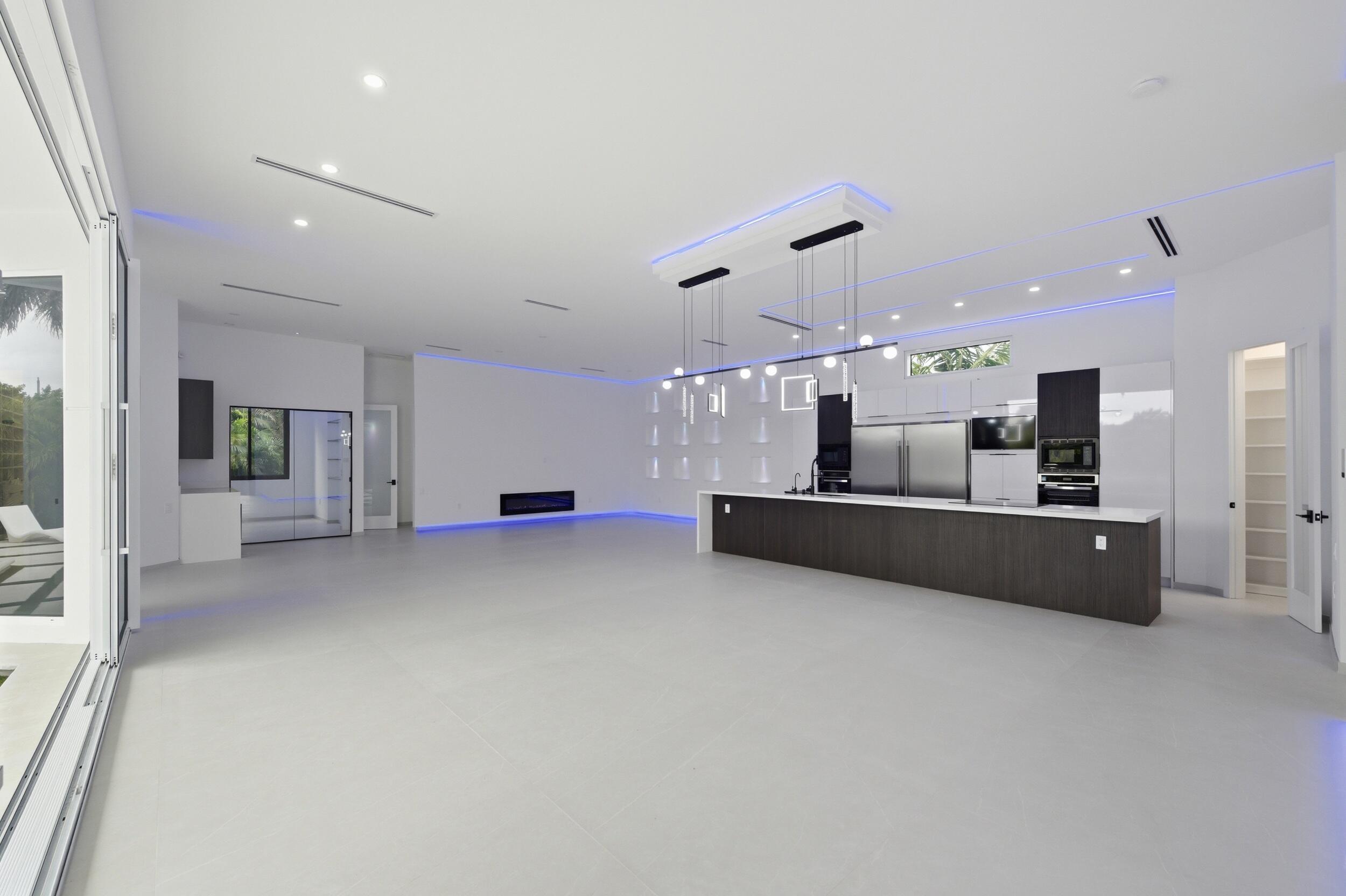 PLACIDO PLACE - Residential