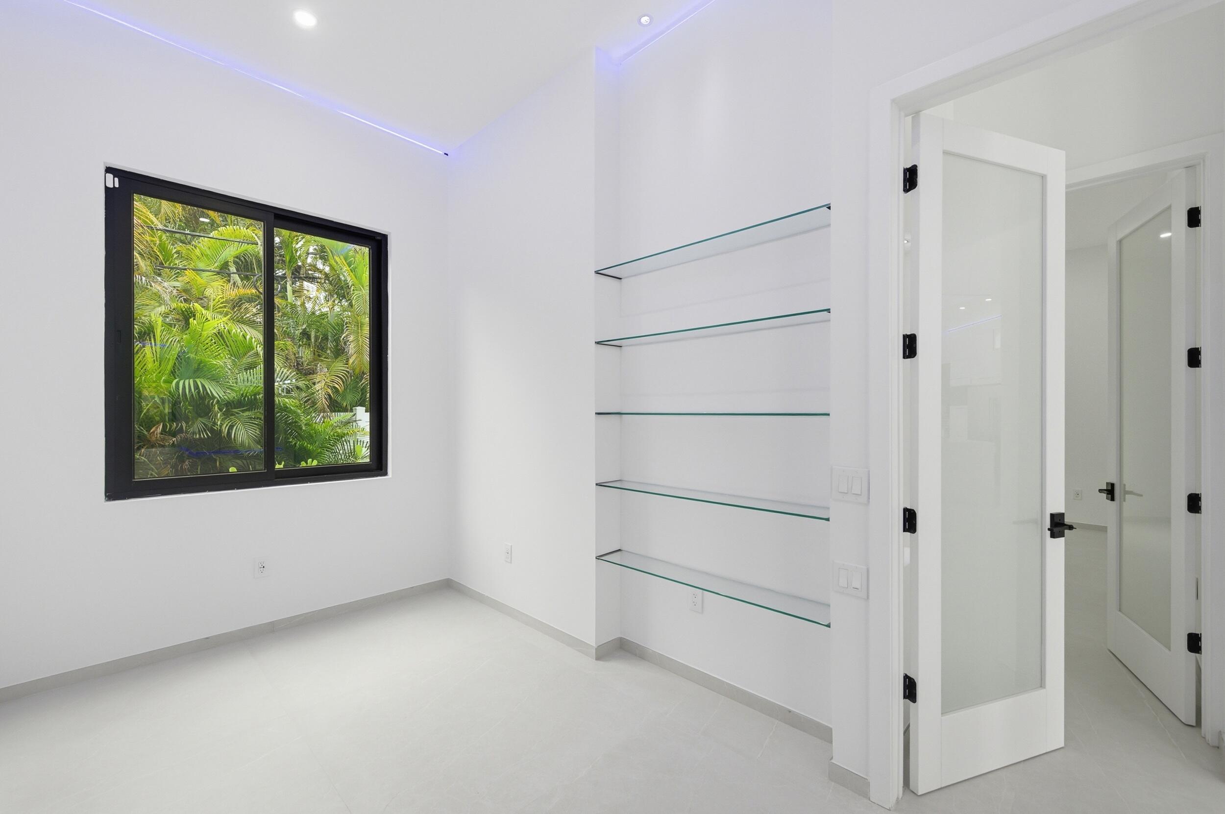 PLACIDO PLACE - Residential