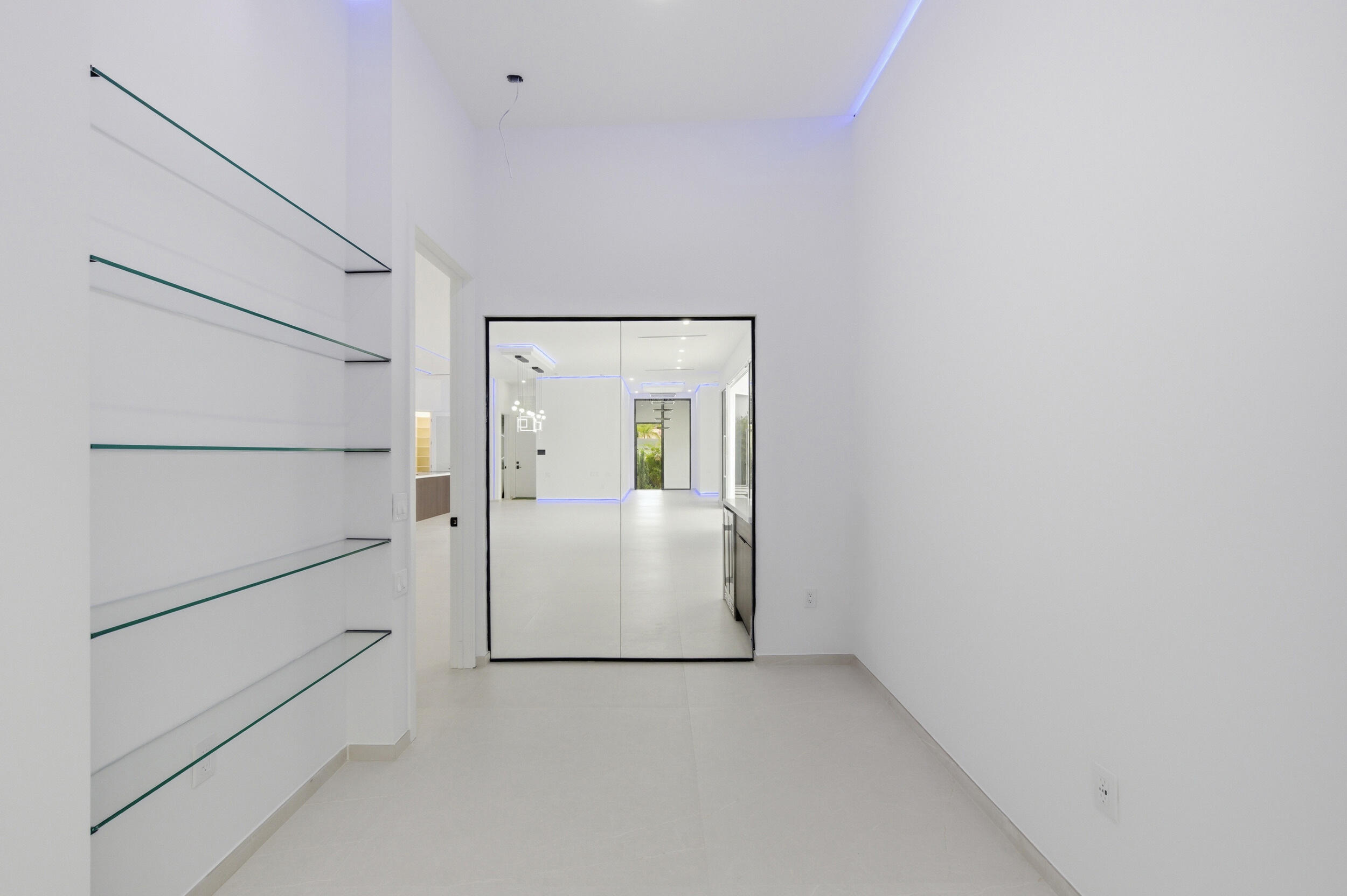 PLACIDO PLACE - Residential