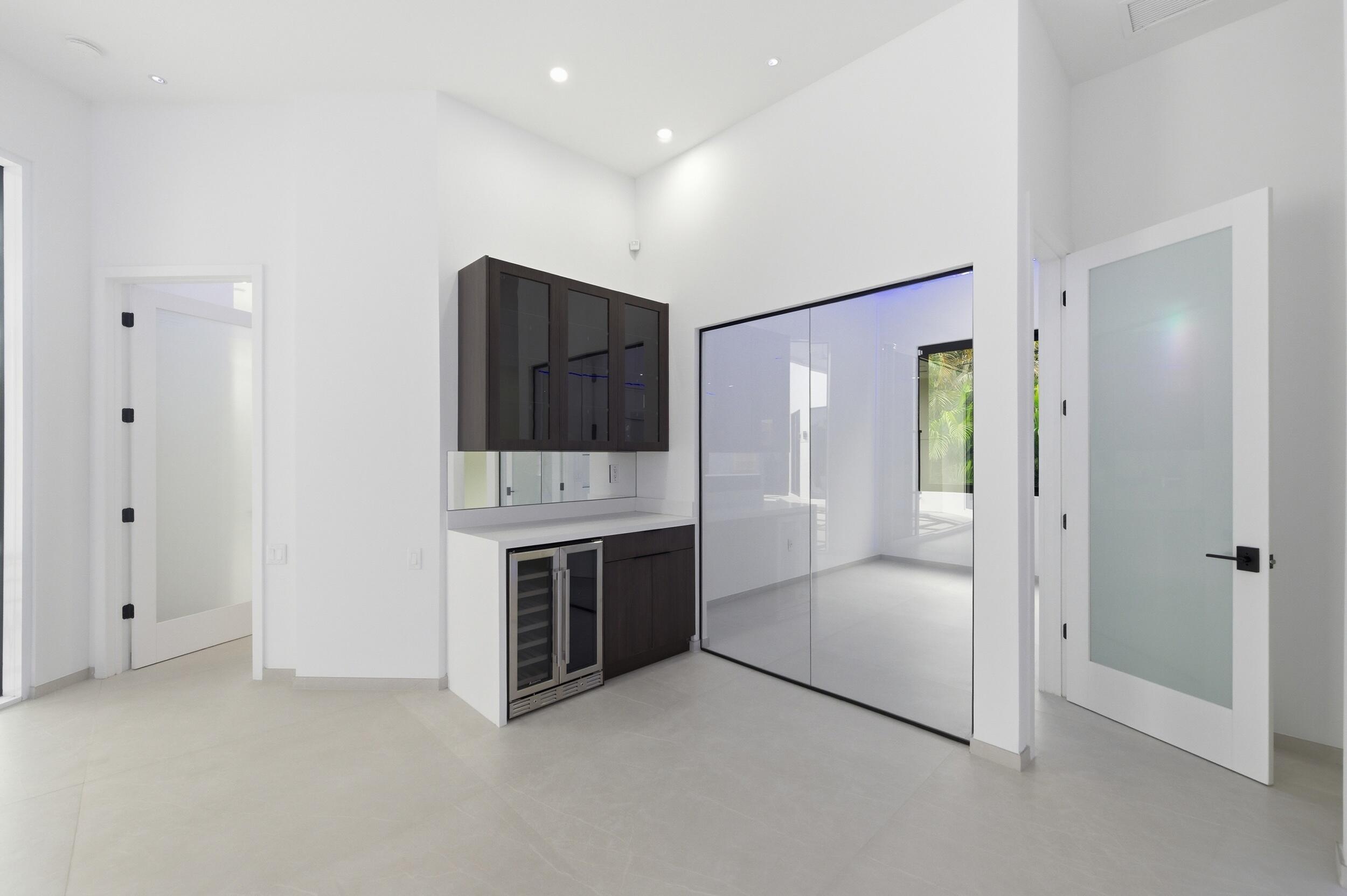 PLACIDO PLACE - Residential