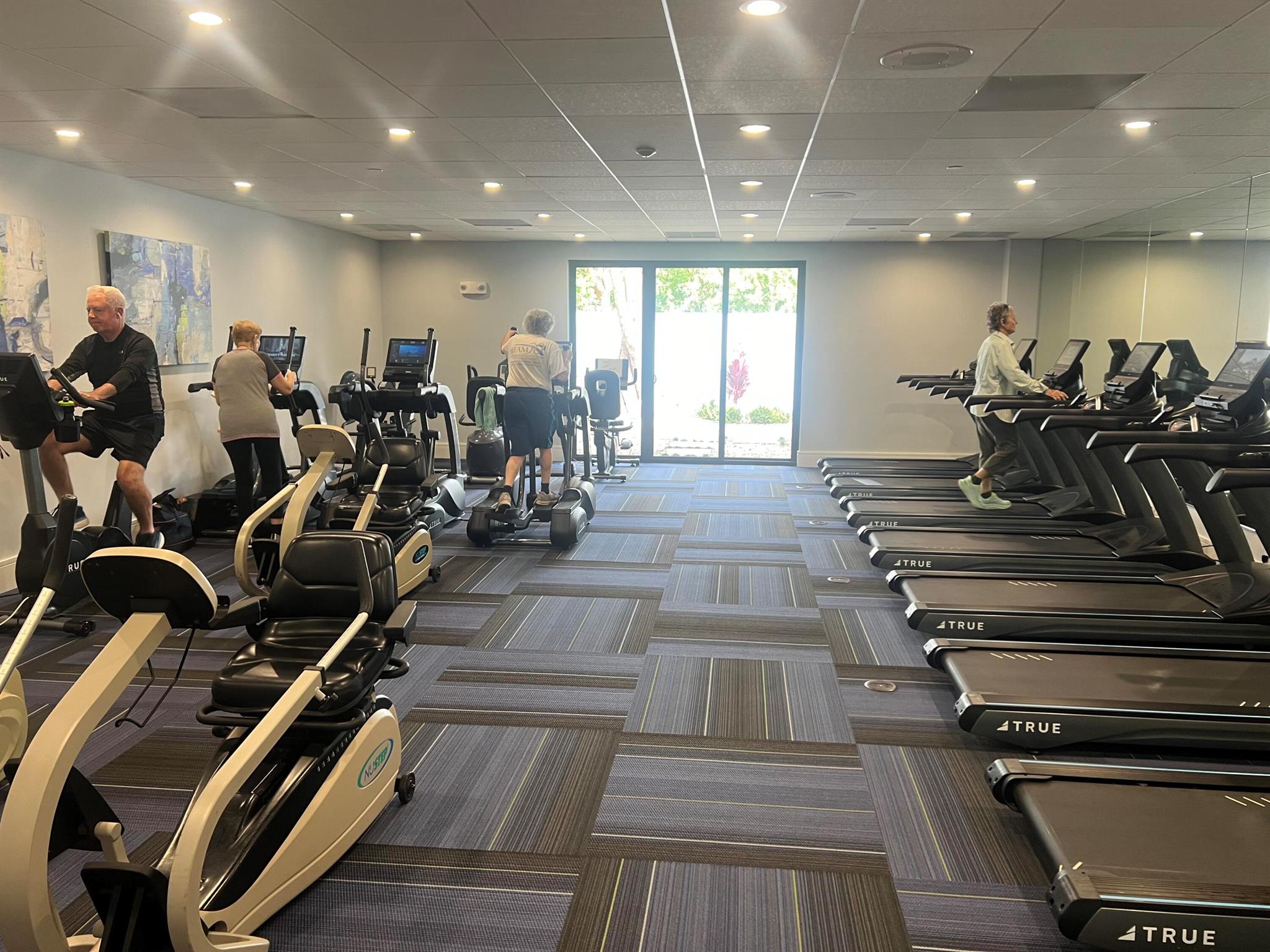 HUNTINGTON LAKES SECTION - Residential