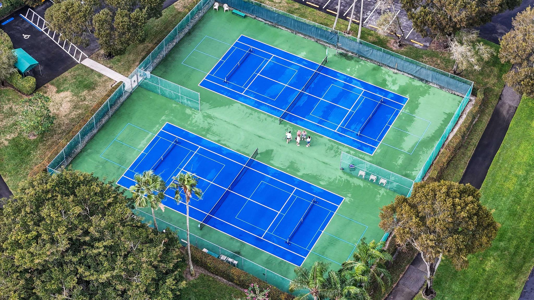 HUNTINGTON LAKES SECTION - Residential