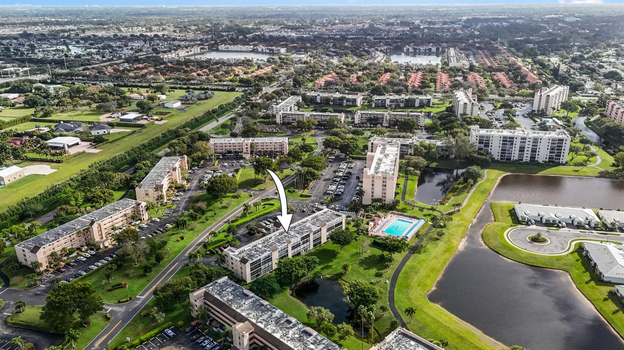 HUNTINGTON LAKES SECTION - Residential