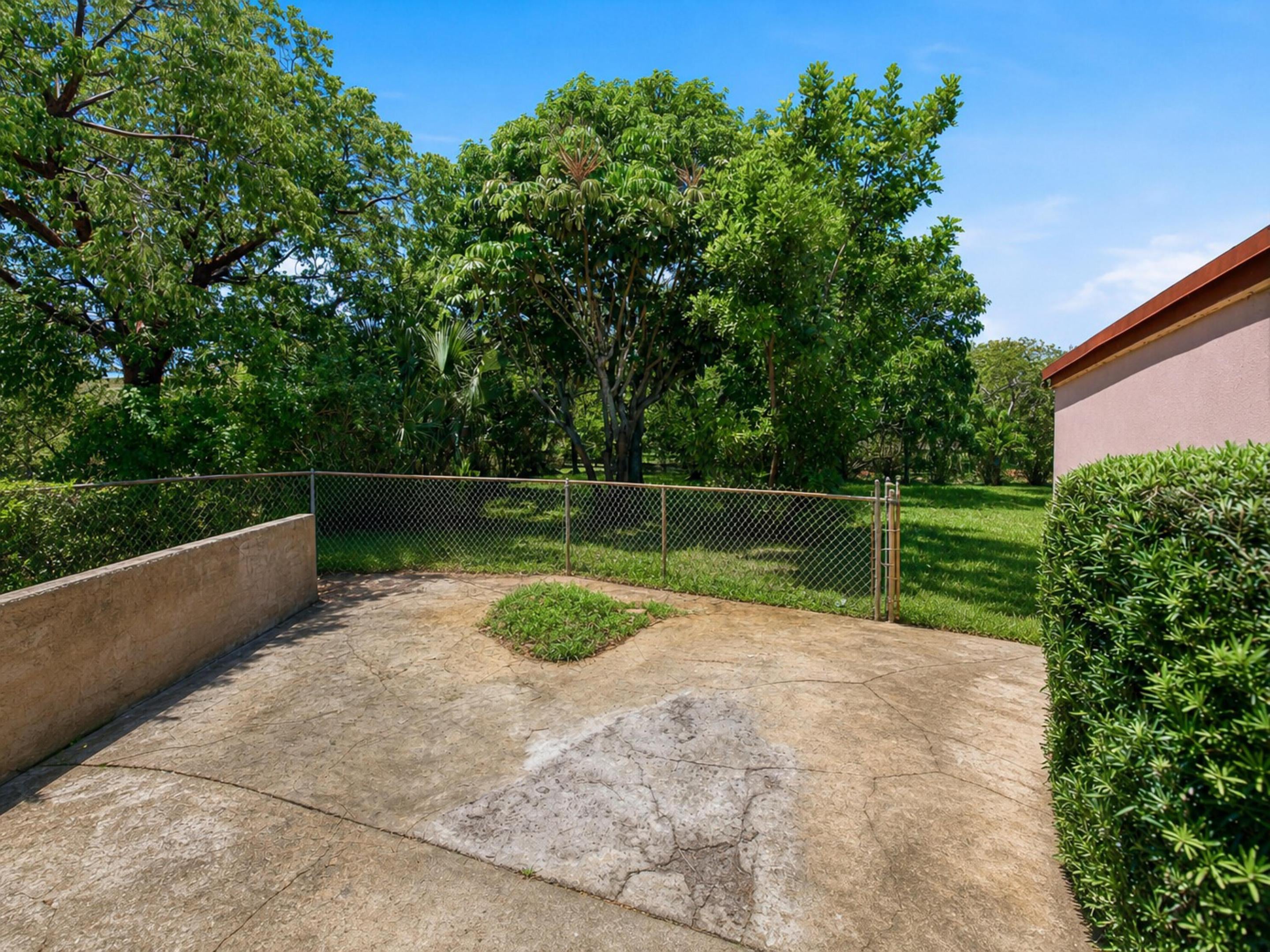 691 NW 20TH Court