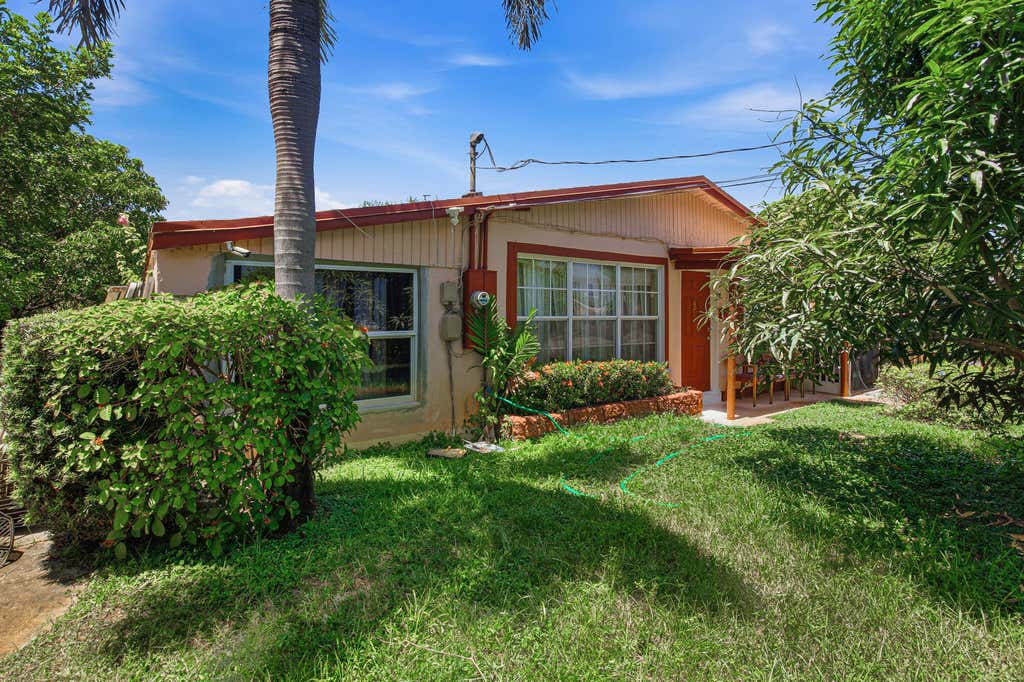 Photo of 691 NW 20TH Court, Pompano Beach, FL 33060 (MLS # B26067284)