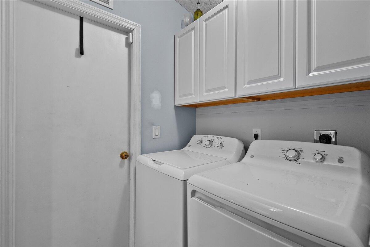 PORT ST LUCIE SECTION 30 - Residential Lease