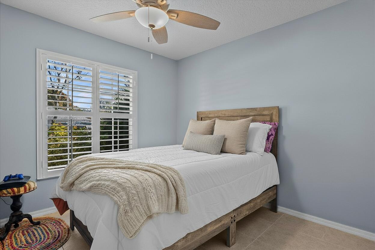 PORT ST LUCIE SECTION 30 - Residential Lease