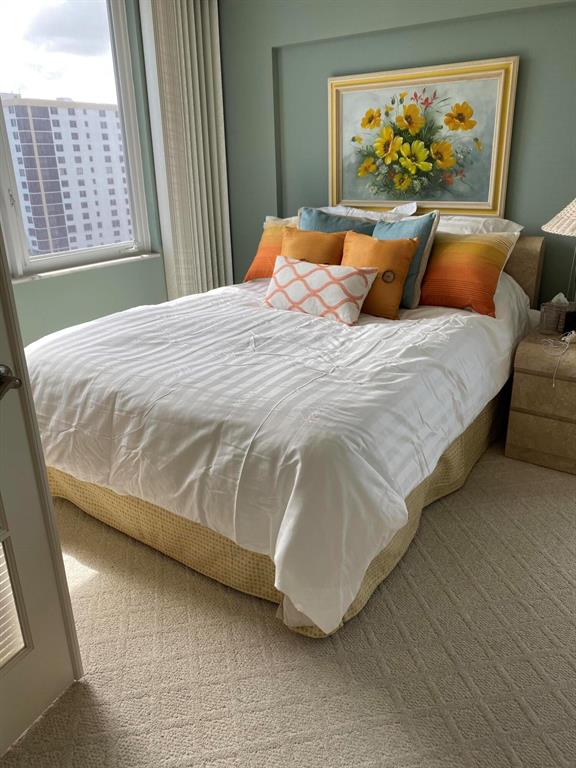 AMBASSADORS V NORTH CONDO - Residential Lease