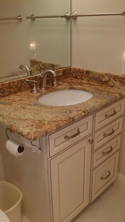 AMBASSADORS V NORTH CONDO - Residential Lease