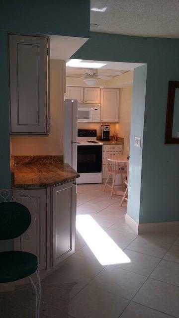 AMBASSADORS V NORTH CONDO - Residential Lease