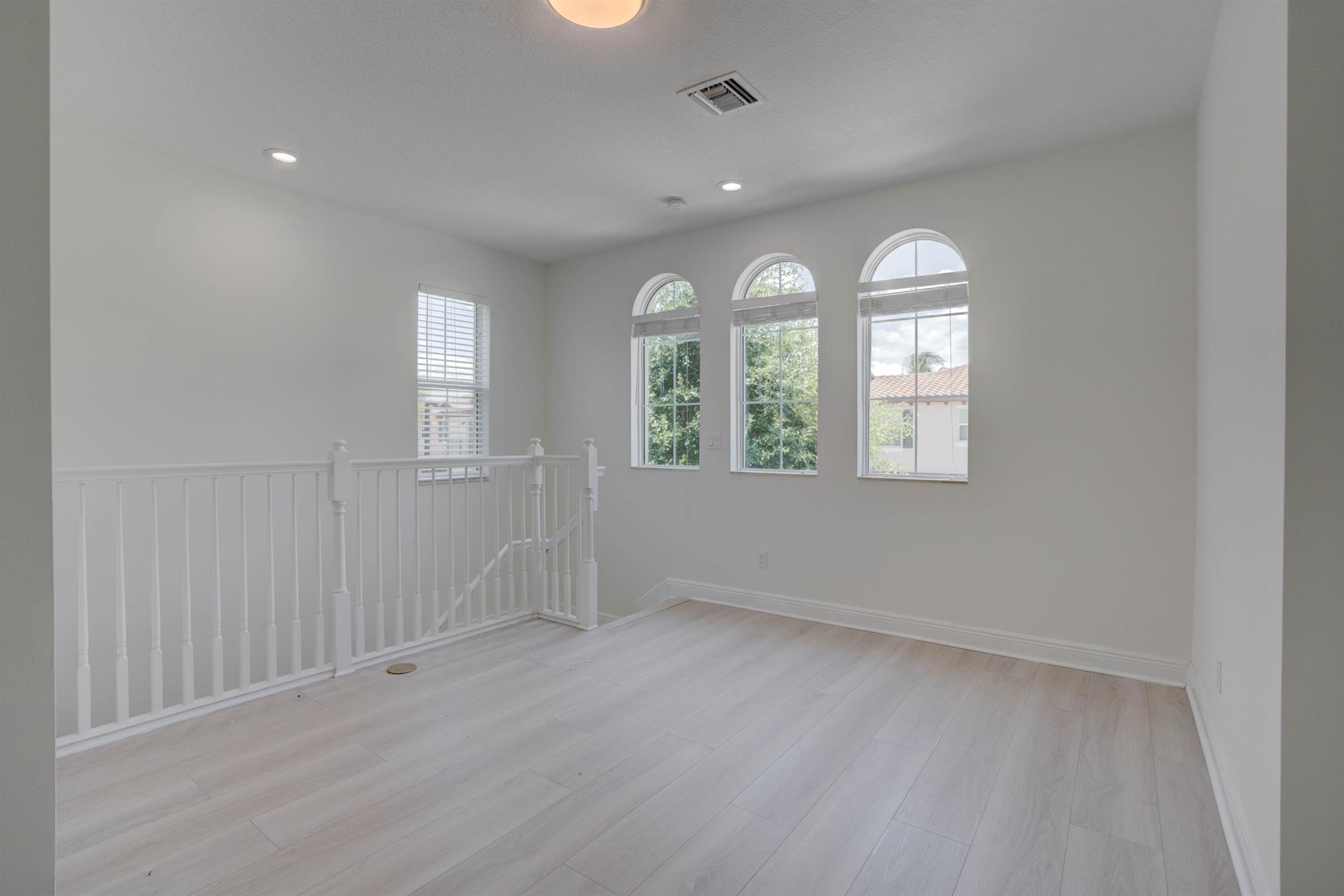 VILLA DIAMANTE - Residential Lease