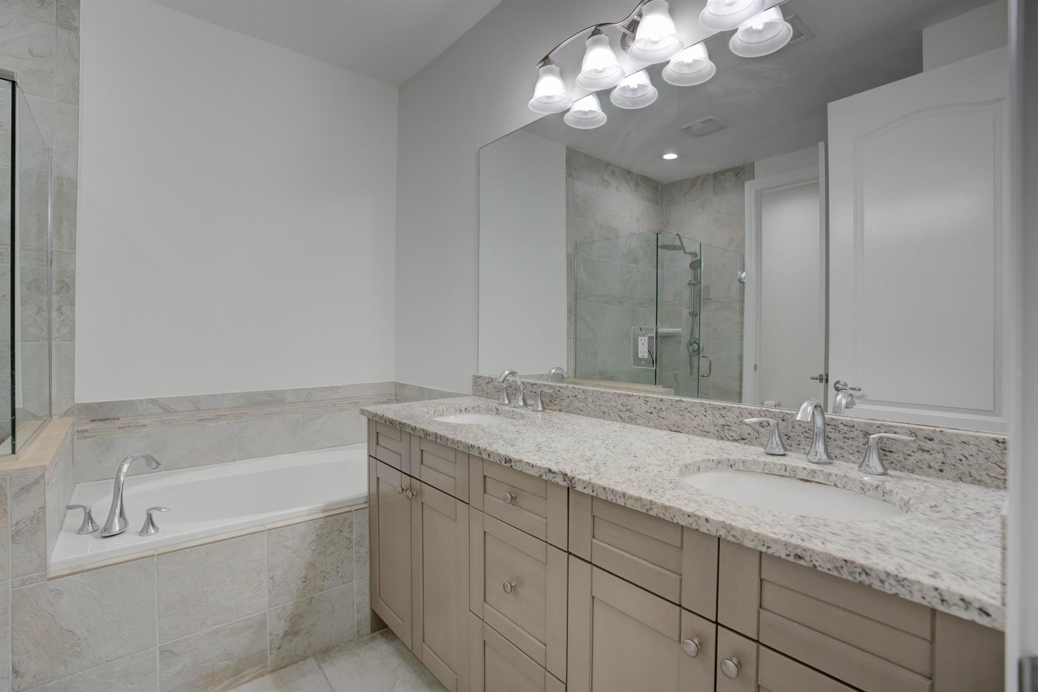 VILLA DIAMANTE - Residential Lease