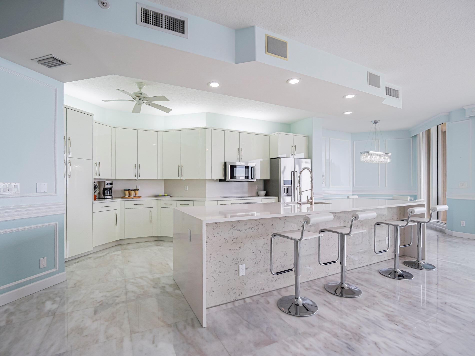 2900 N Highway A1a 11-B, Hutchinson Island, FL, 34949/$965,000 1 2900 N Highway A1a 11-B