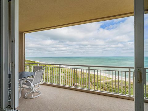 A home in Hutchinson Island