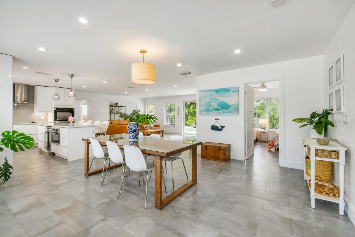 1182 Beach Road