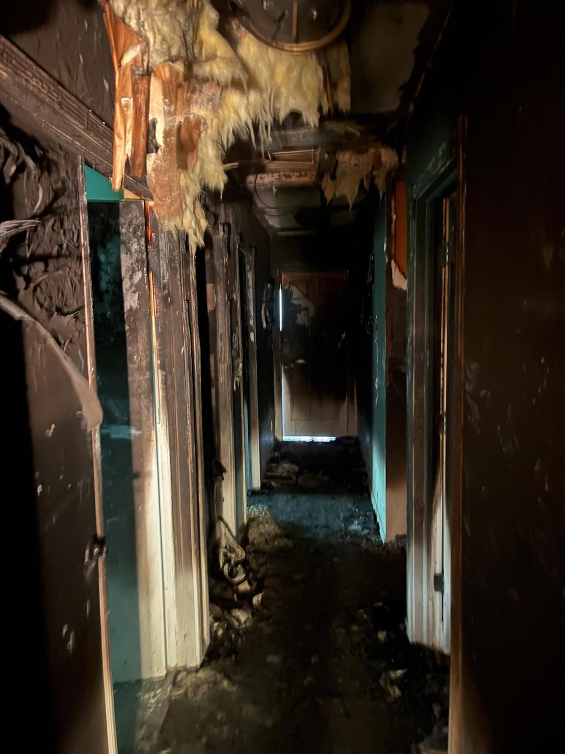 PINEWOOD MANOR OF WELLING - Residential