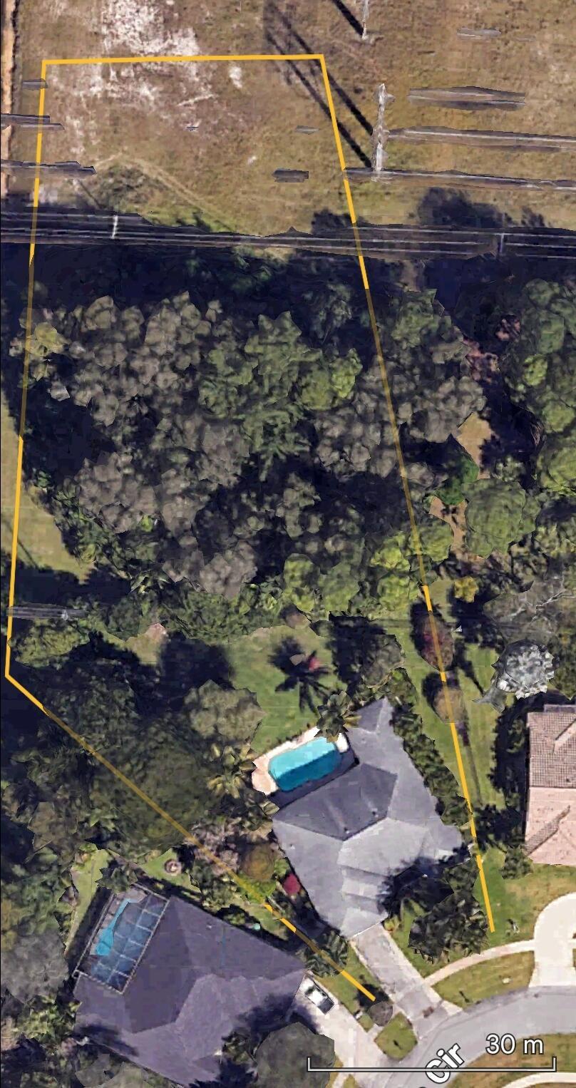 PINEWOOD MANOR OF WELLING - Residential