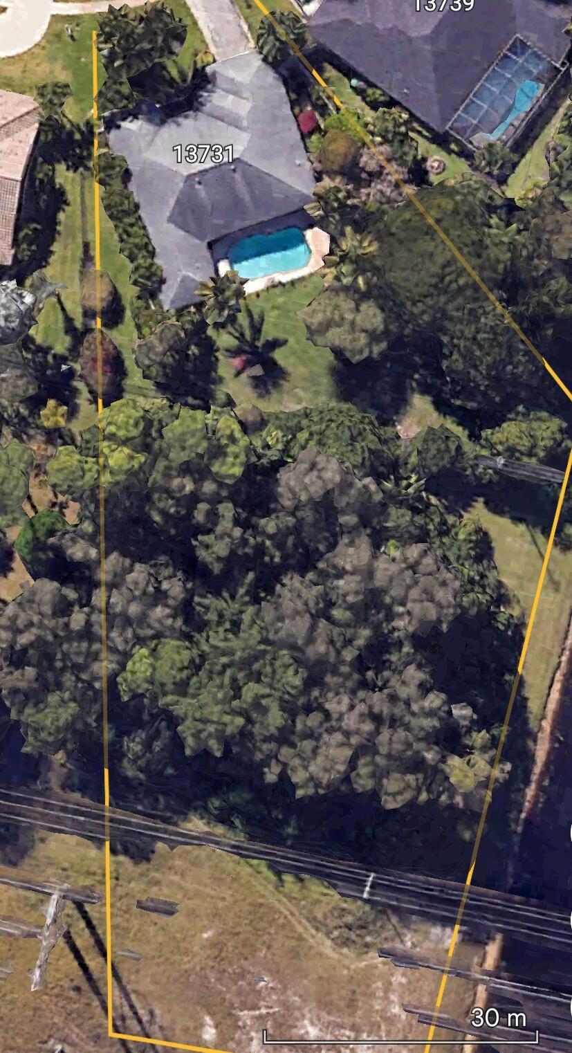 PINEWOOD MANOR OF WELLING - Residential