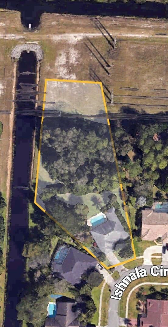 PINEWOOD MANOR OF WELLING - Residential