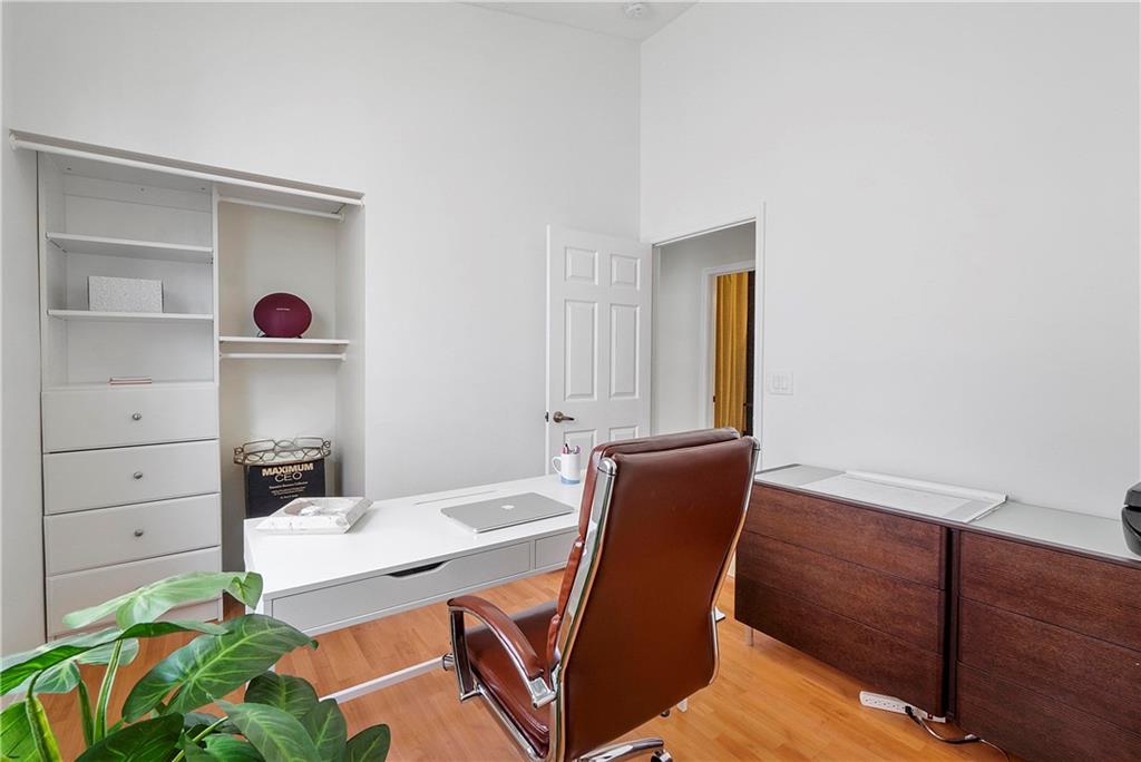 WYNDHAM LAKES - MAYFAIR - Residential