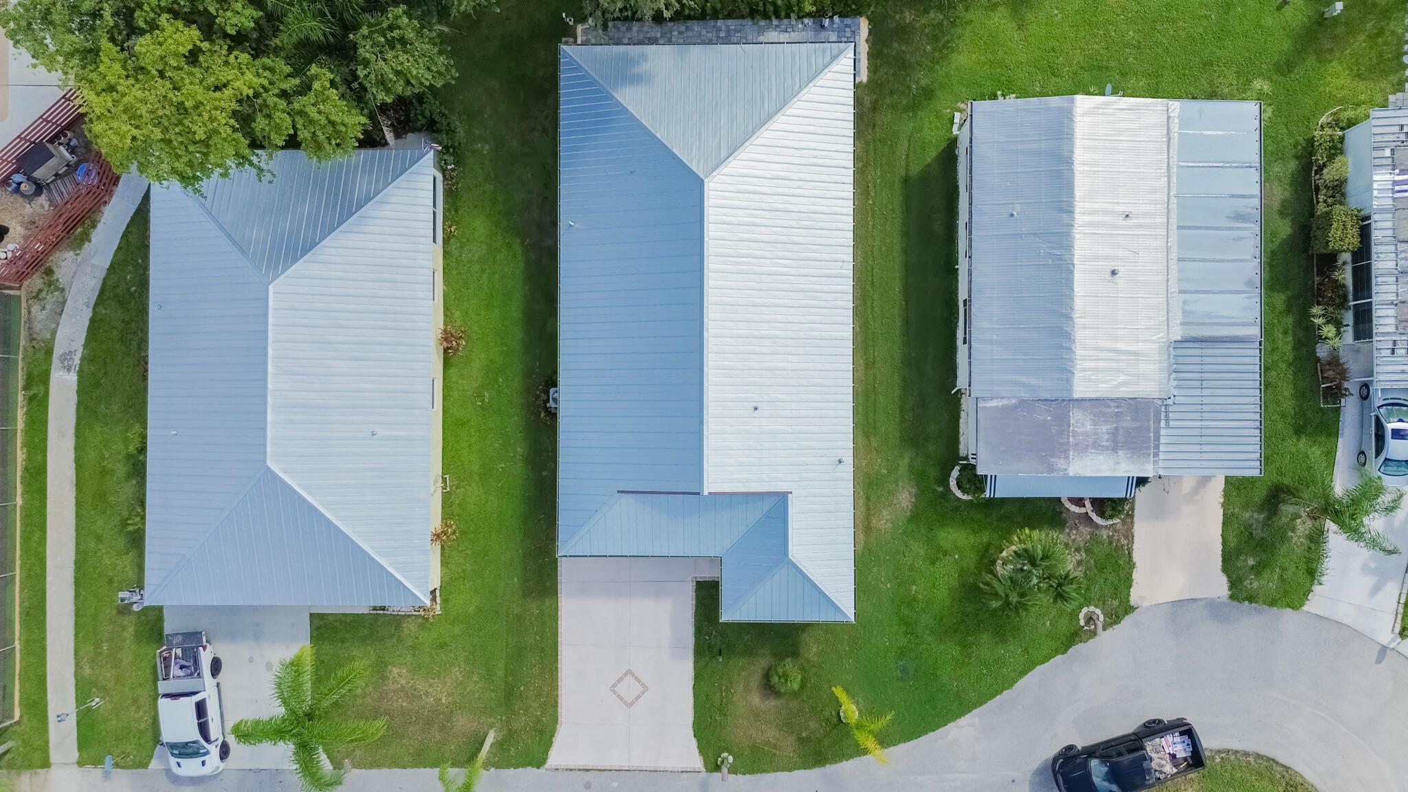 SPANISH LAKES RIVERFRONT - Residential