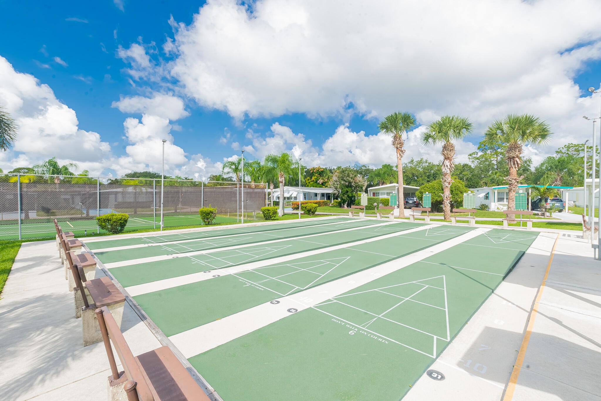 SPANISH LAKES RIVERFRONT - Residential