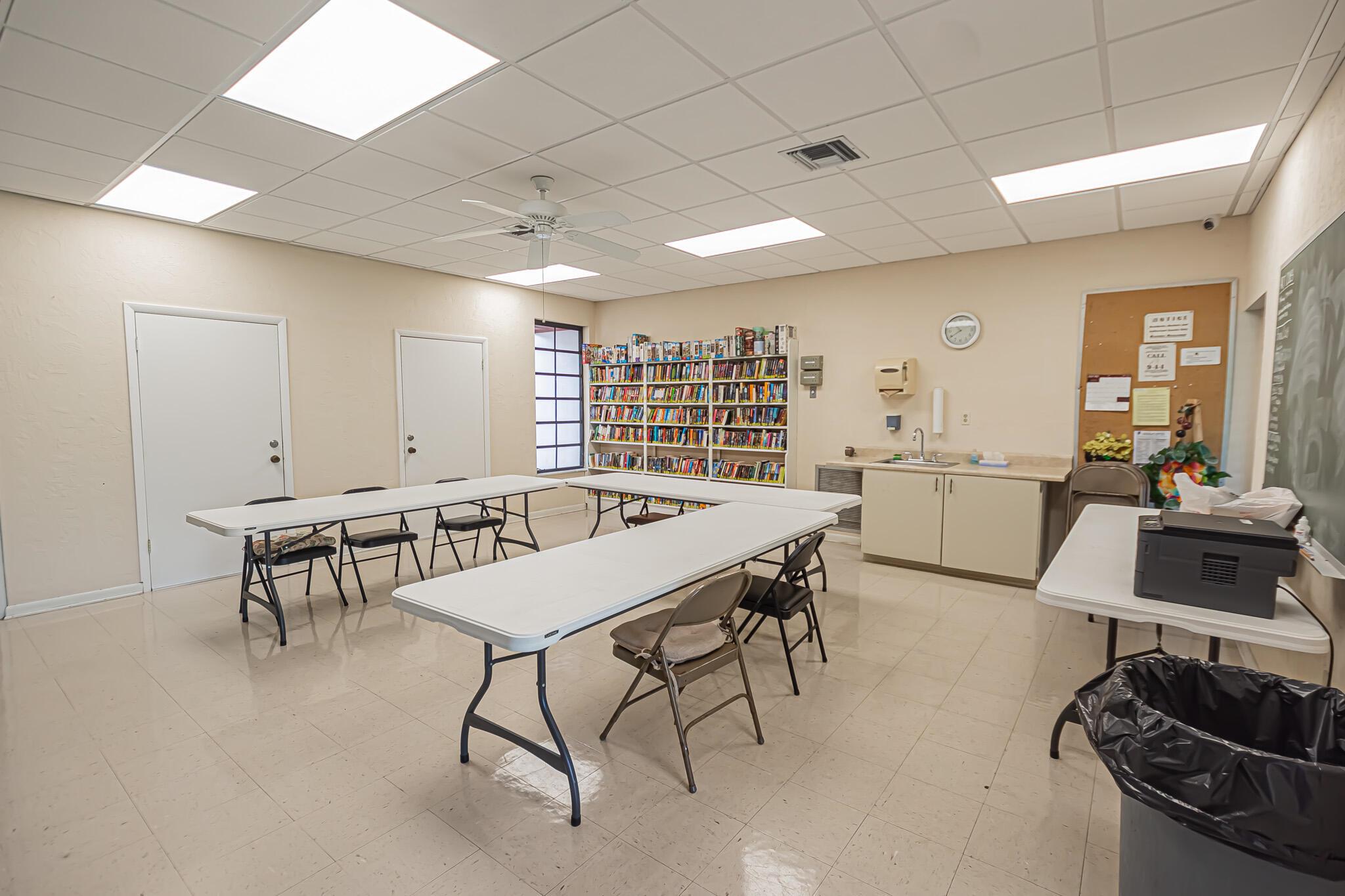 SPANISH LAKES RIVERFRONT - Residential