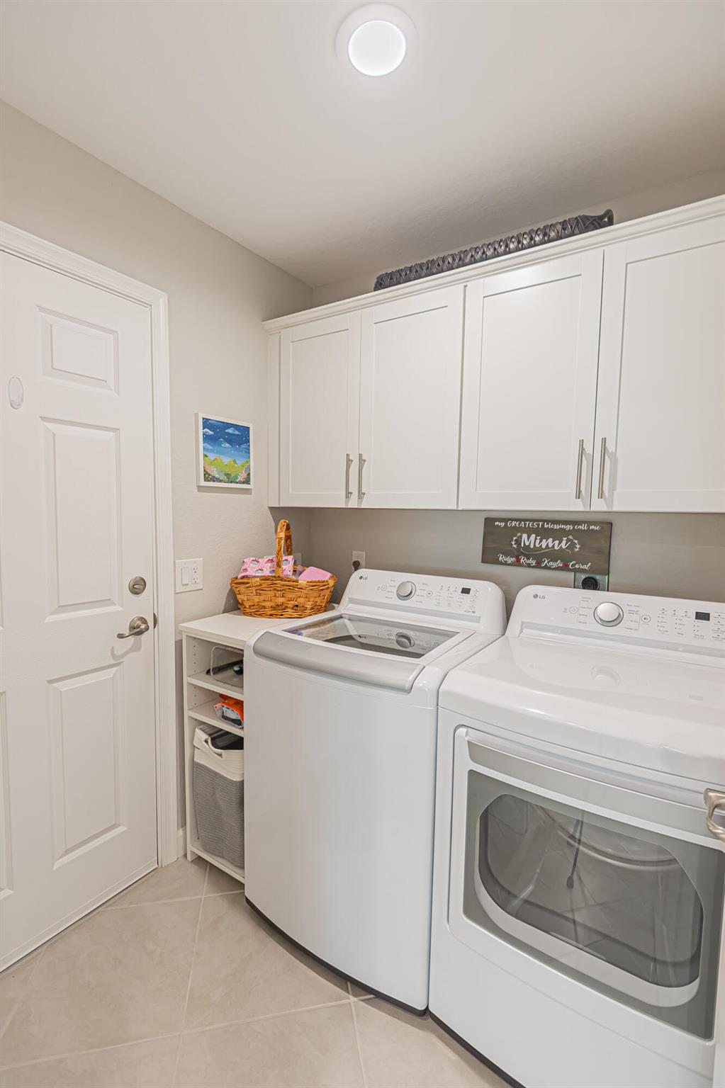 SPANISH LAKES RIVERFRONT - Residential