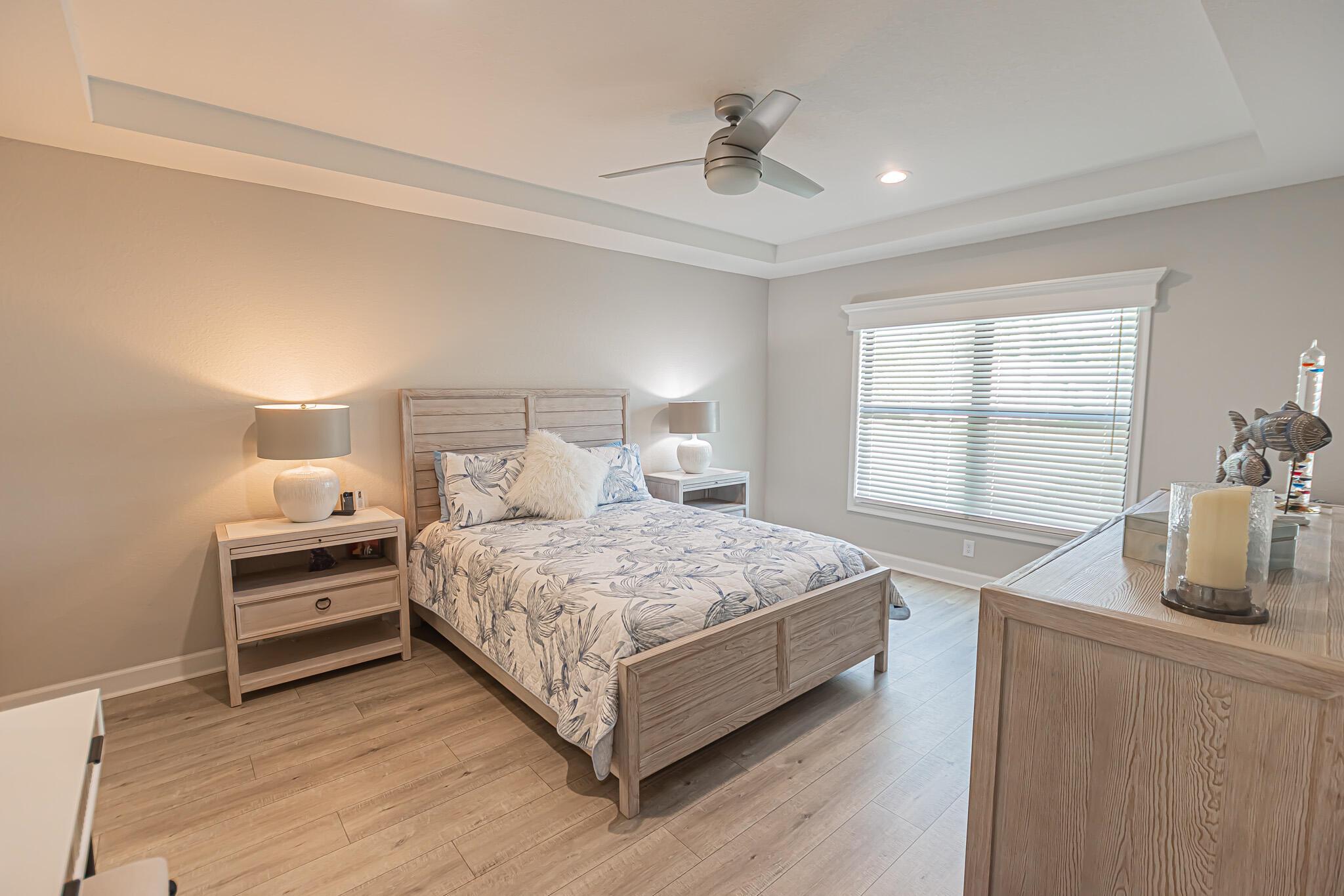 SPANISH LAKES RIVERFRONT - Residential