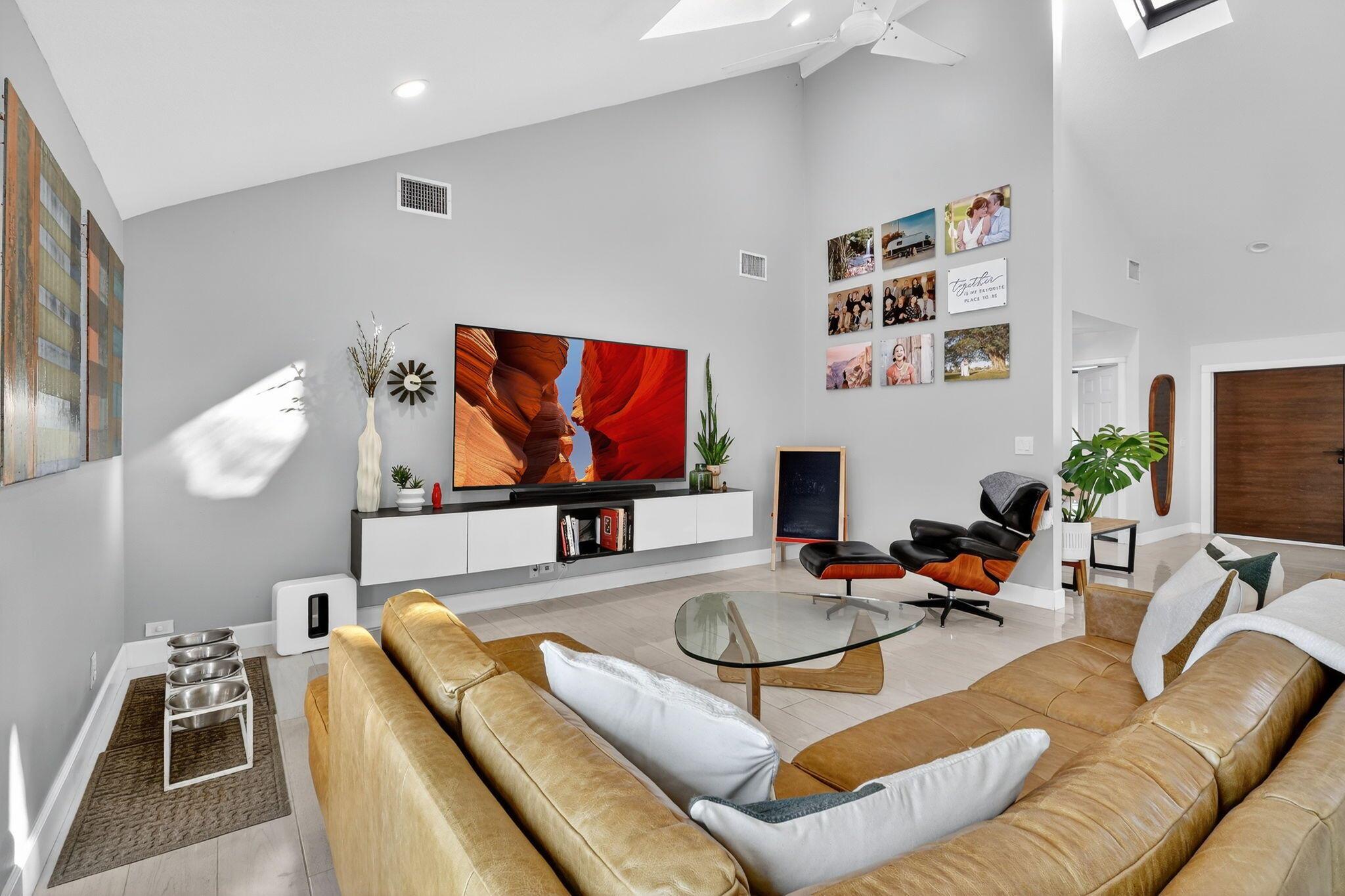 CYPRESS CREEK COUNTRY CLU - Residential