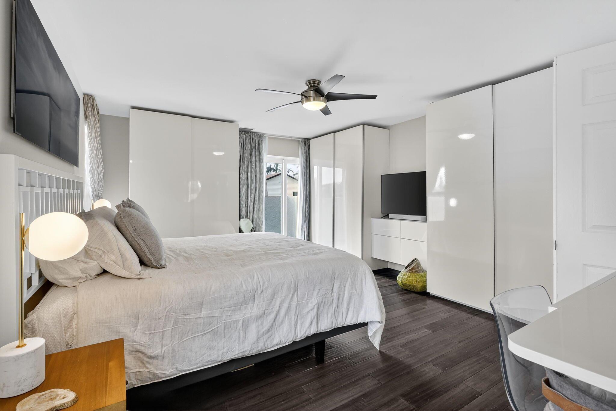 CYPRESS CREEK COUNTRY CLU - Residential