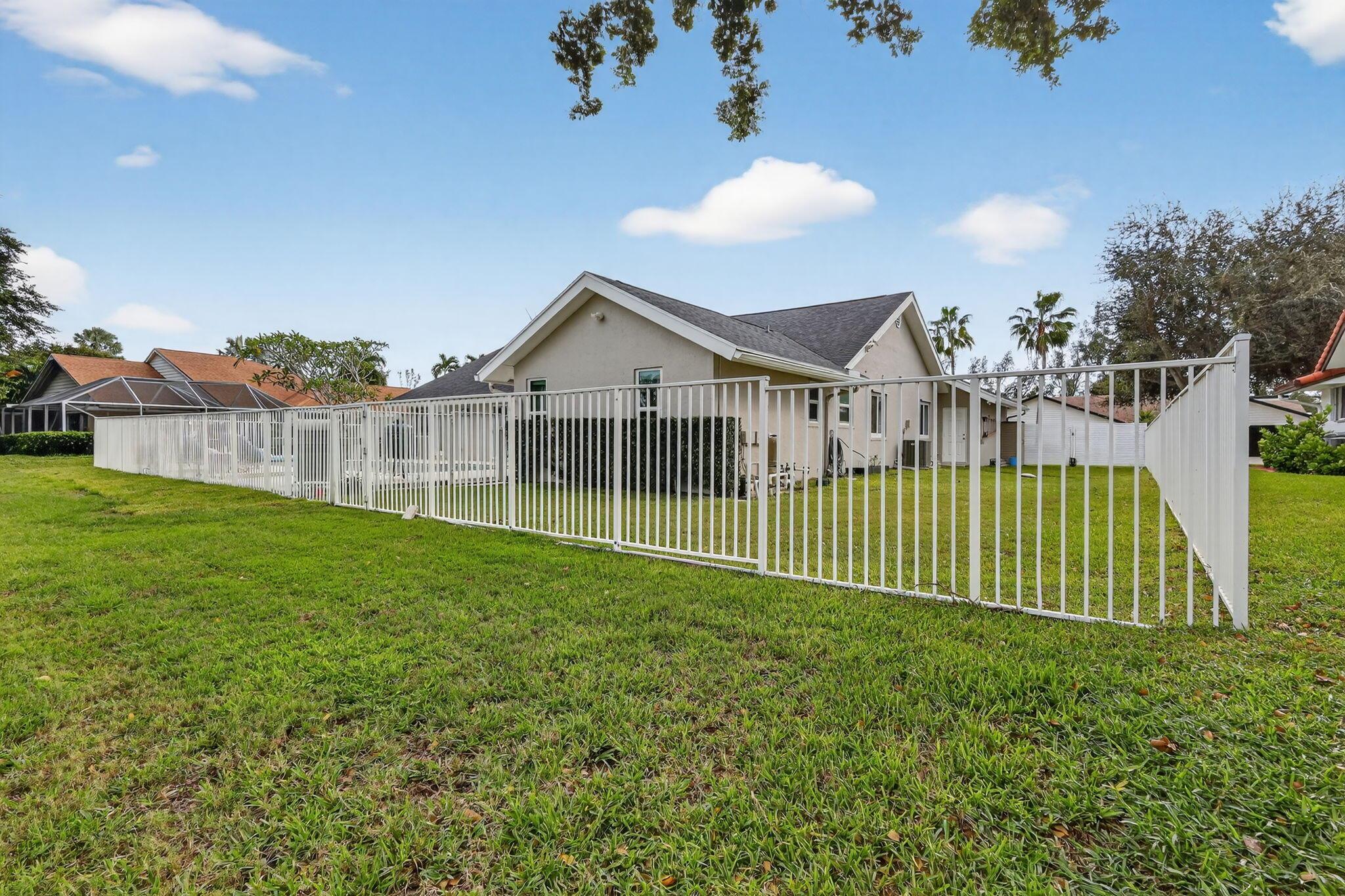 CYPRESS CREEK COUNTRY CLU - Residential